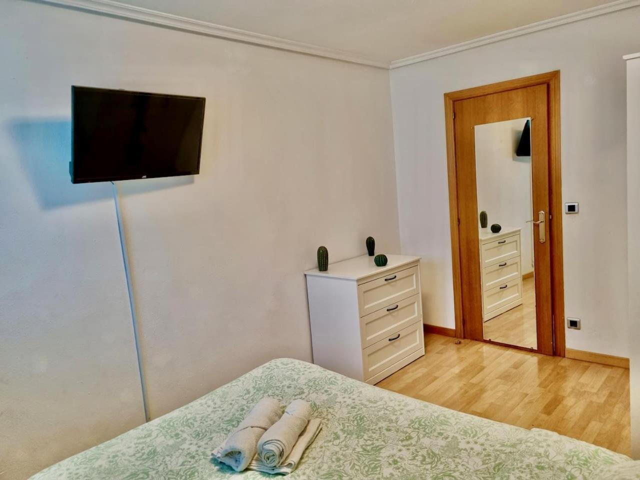 Apartamento Daniel Zaragoza Kültér fotó